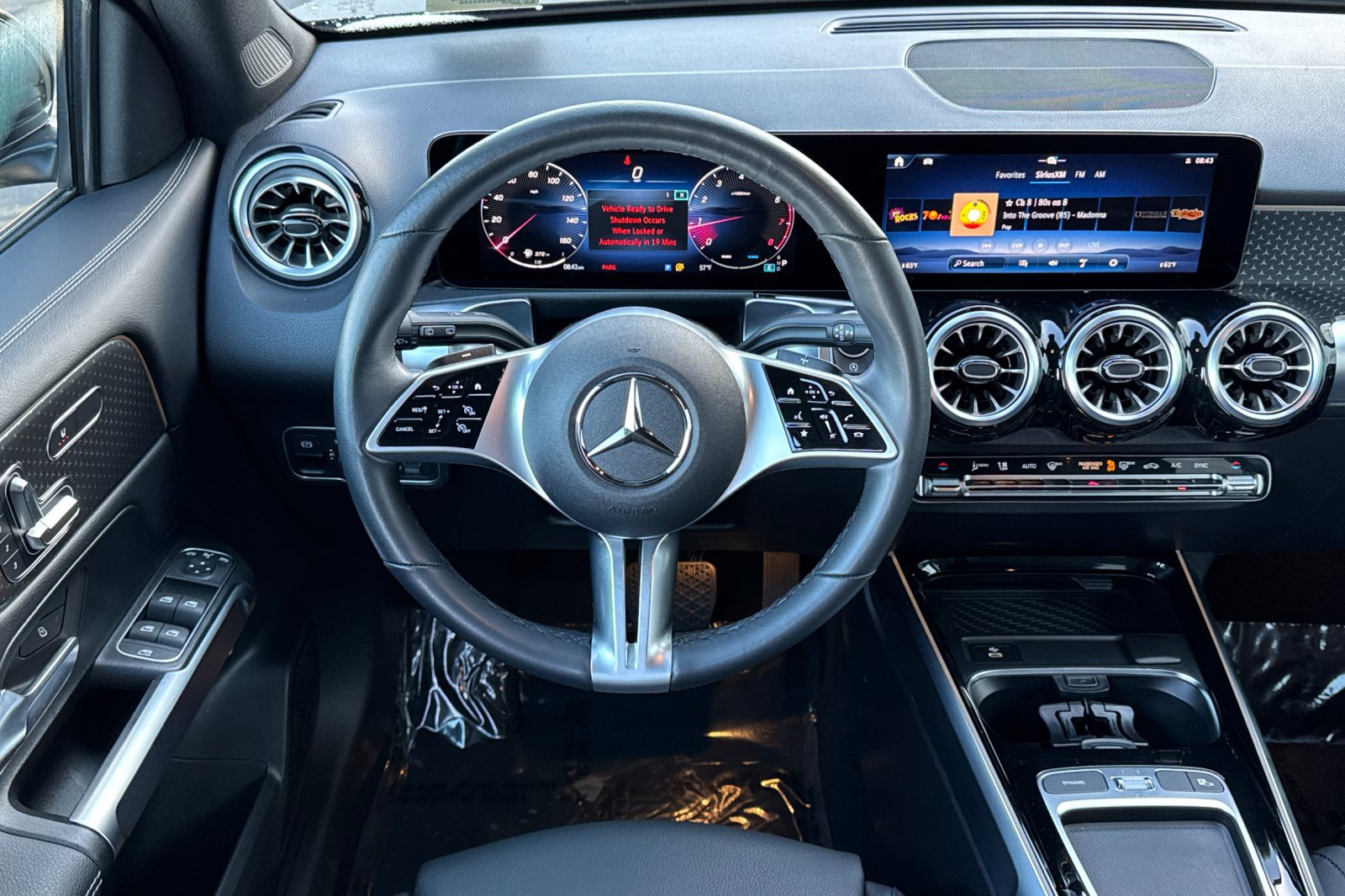 Certified 2025 Mercedes-Benz GLB 250 4MATIC image 14