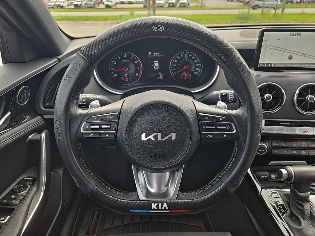 Used 2023 Kia Stinger GT-Line RWD image 4