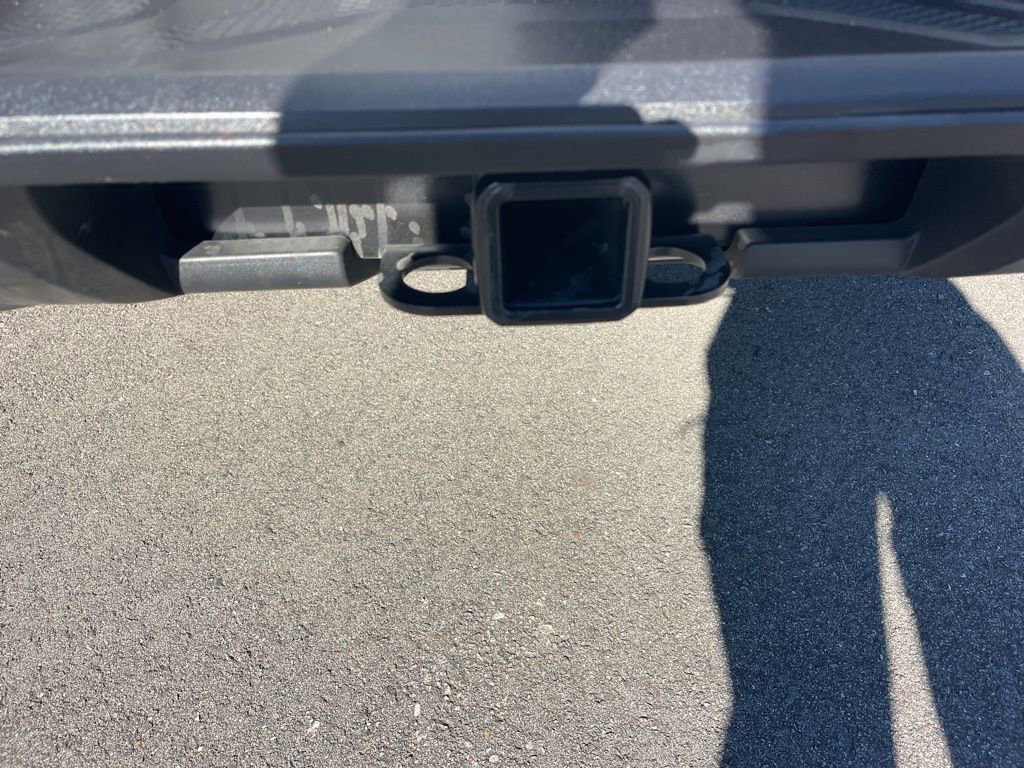 Used 2025 Chevrolet Silverado EV LT AWD/4WD image 35