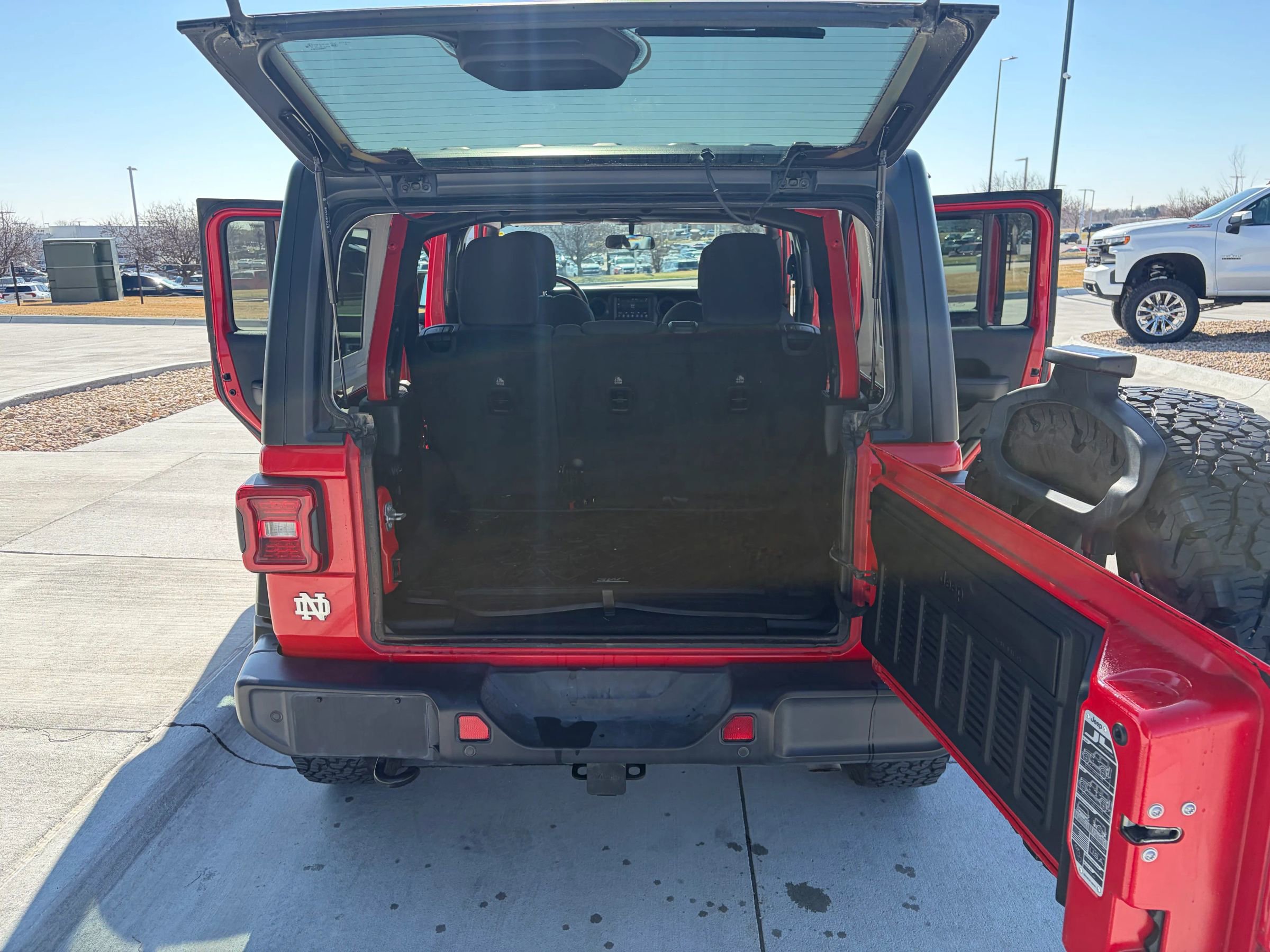Used 2019 Jeep Wrangler Unlimited Sport image 14
