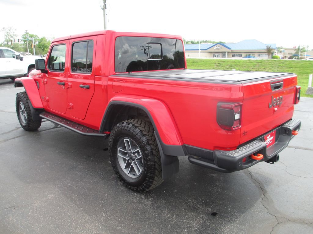 Used 2024 Jeep Gladiator Mojave AWD/4WD image 10