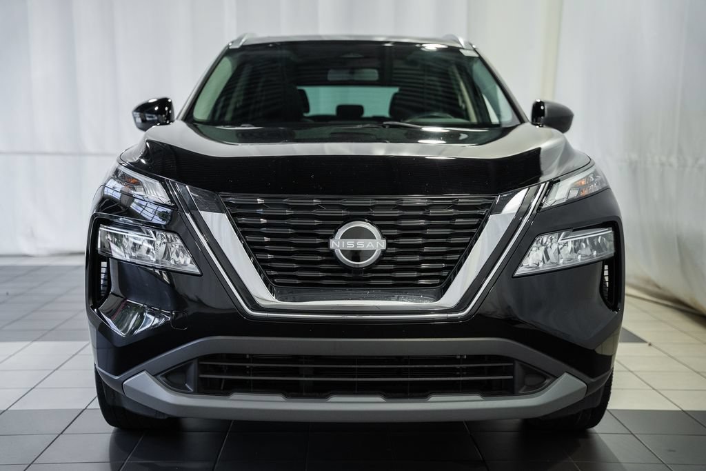 Used 2023 Nissan Rogue SV w/ SV Premium B Package AWD/4WD image 2