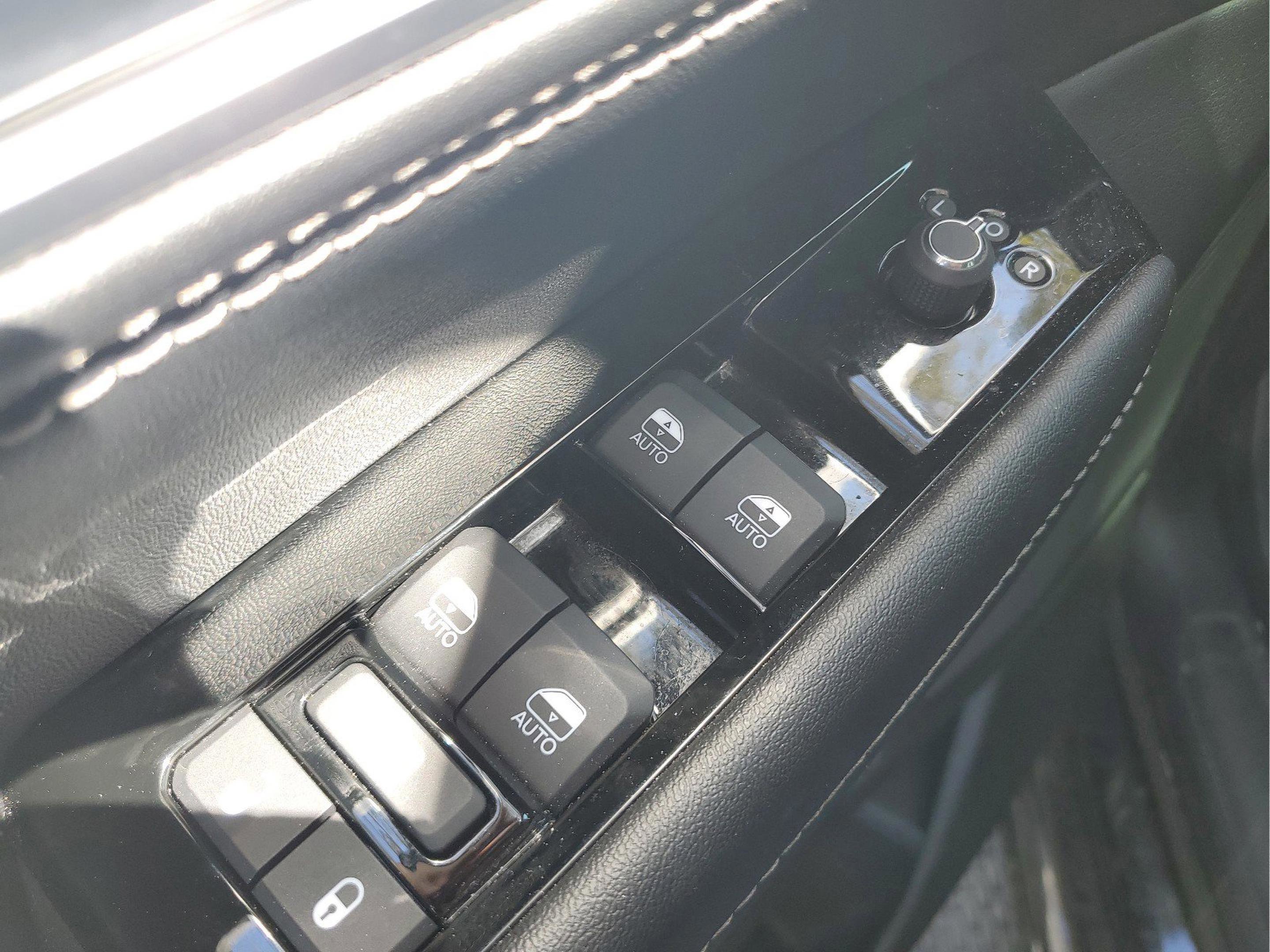 Used 2024 Jeep Wagoneer Series II image 14