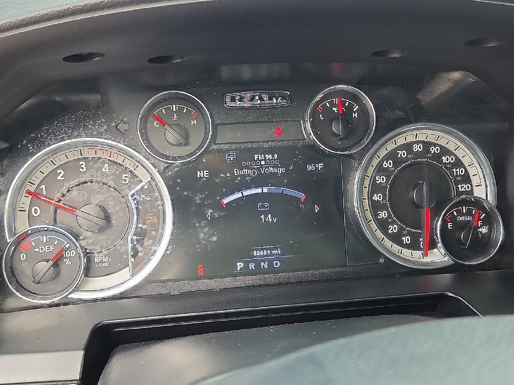 Used 2014 RAM 2500 Laramie w/ Black Appearance Group AWD/4WD image 20