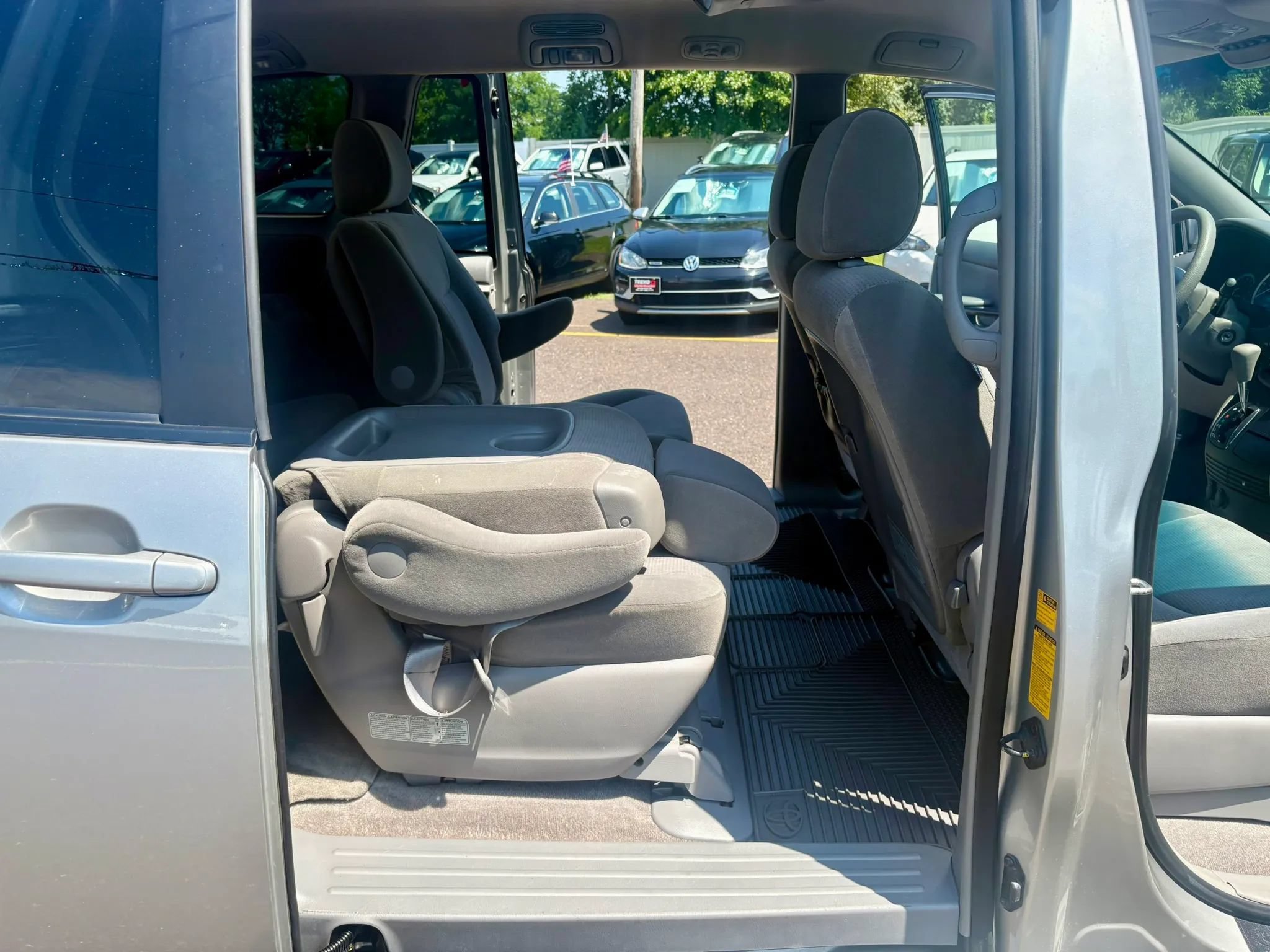 Used 2005 Toyota Sienna LE AWD/4WD image 22