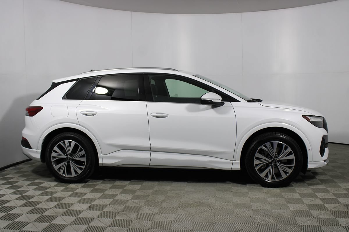 Used 2023 Audi Q4 e-tron Premium Plus w/ Premium Plus RWD image 20