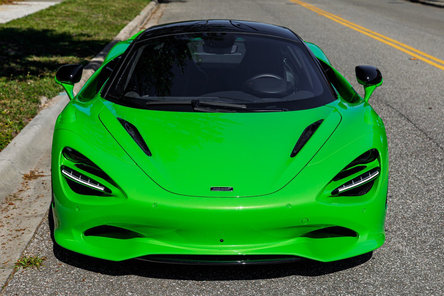 Used 2024 McLaren 750S image 10