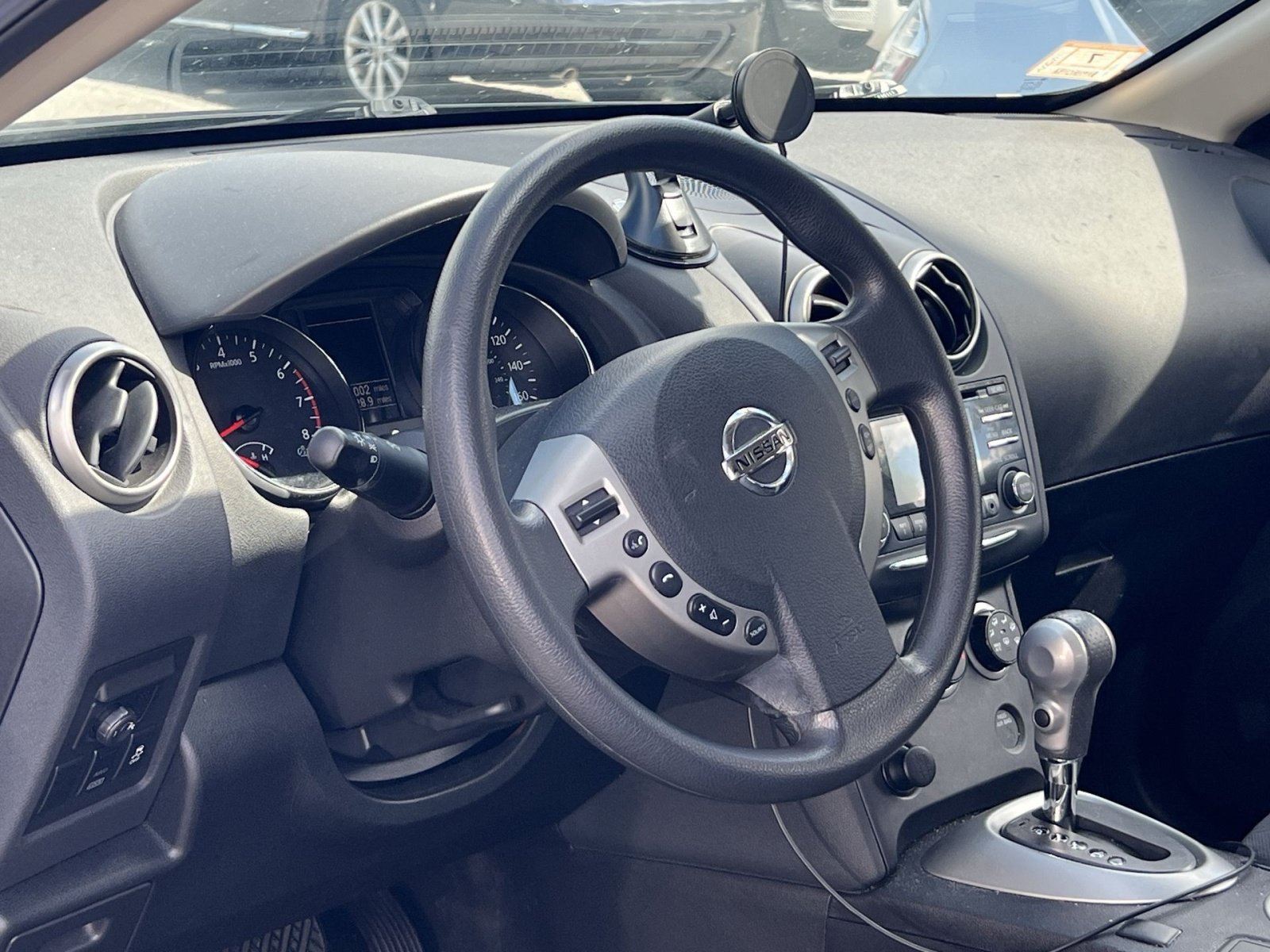 Used 2015 Nissan Rogue S w/ Convenience Package AWD/4WD image 14