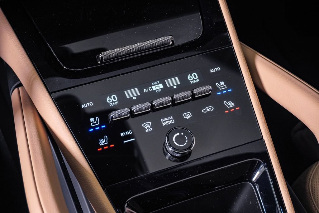 New 2026 Porsche Cayenne AWD/4WD image 24