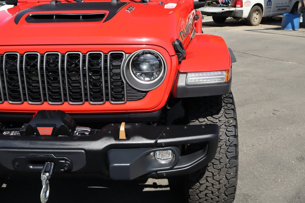 Certified 2025 Jeep Wrangler Unlimited Rubicon 392 AWD/4WD image 8