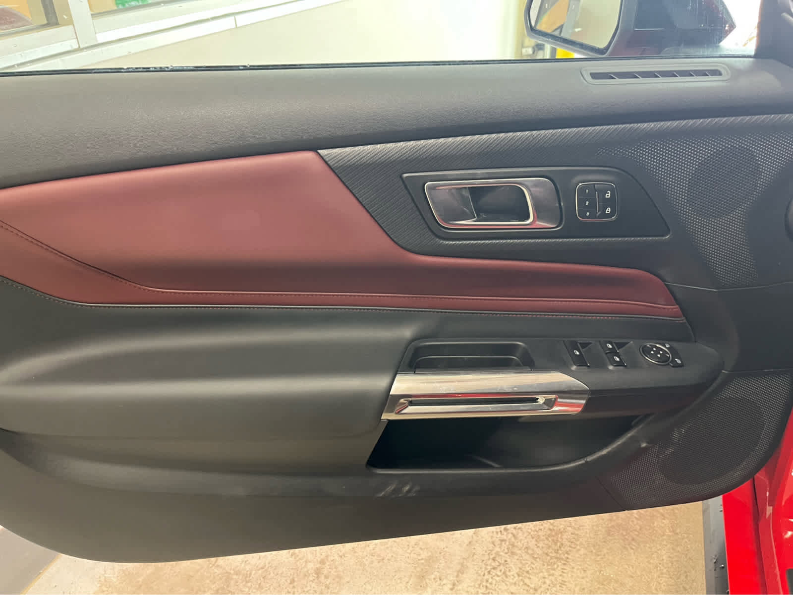 Used 2025 Ford Mustang GT Premium image 24