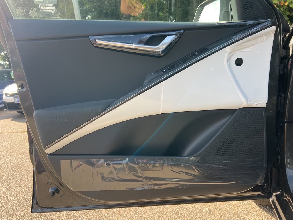 New 2025 Kia Niro EX w/ EX Cold Weather Package image 7