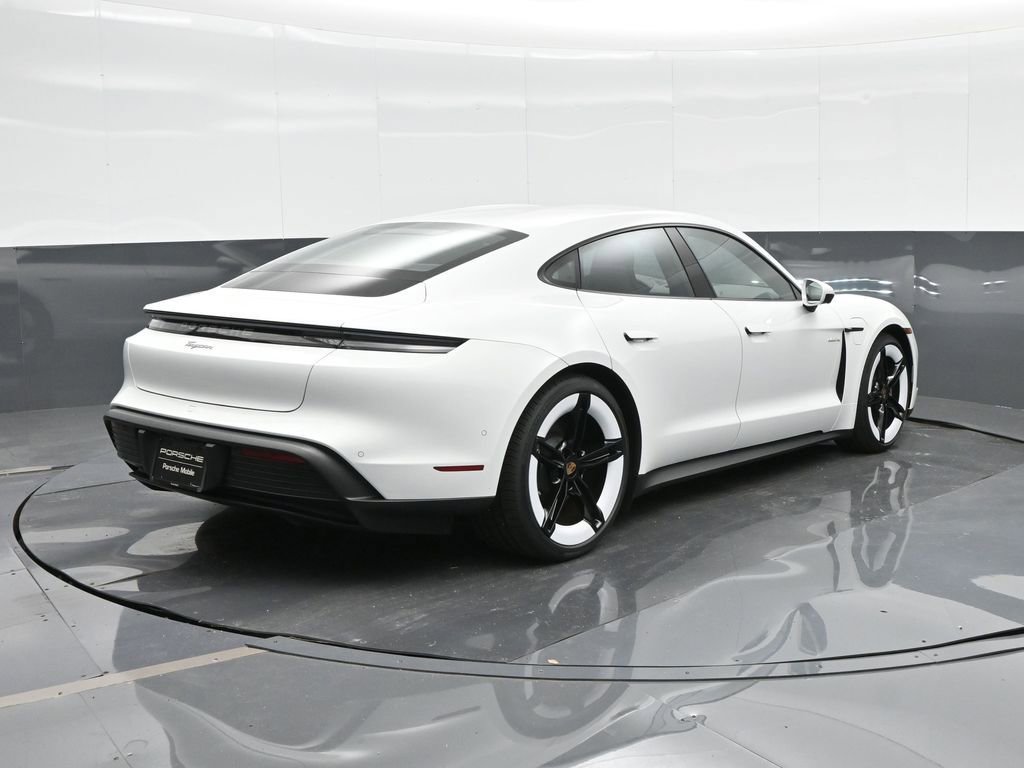 New 2025 Porsche Taycan image 6