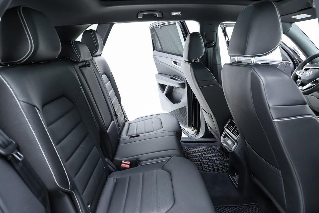 New 2026 Volkswagen Atlas Cross Sport SEL R-Line image 77