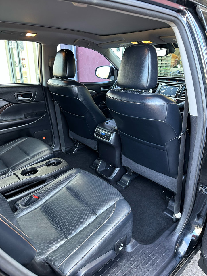 Used 2017 Toyota Highlander Limited image 20