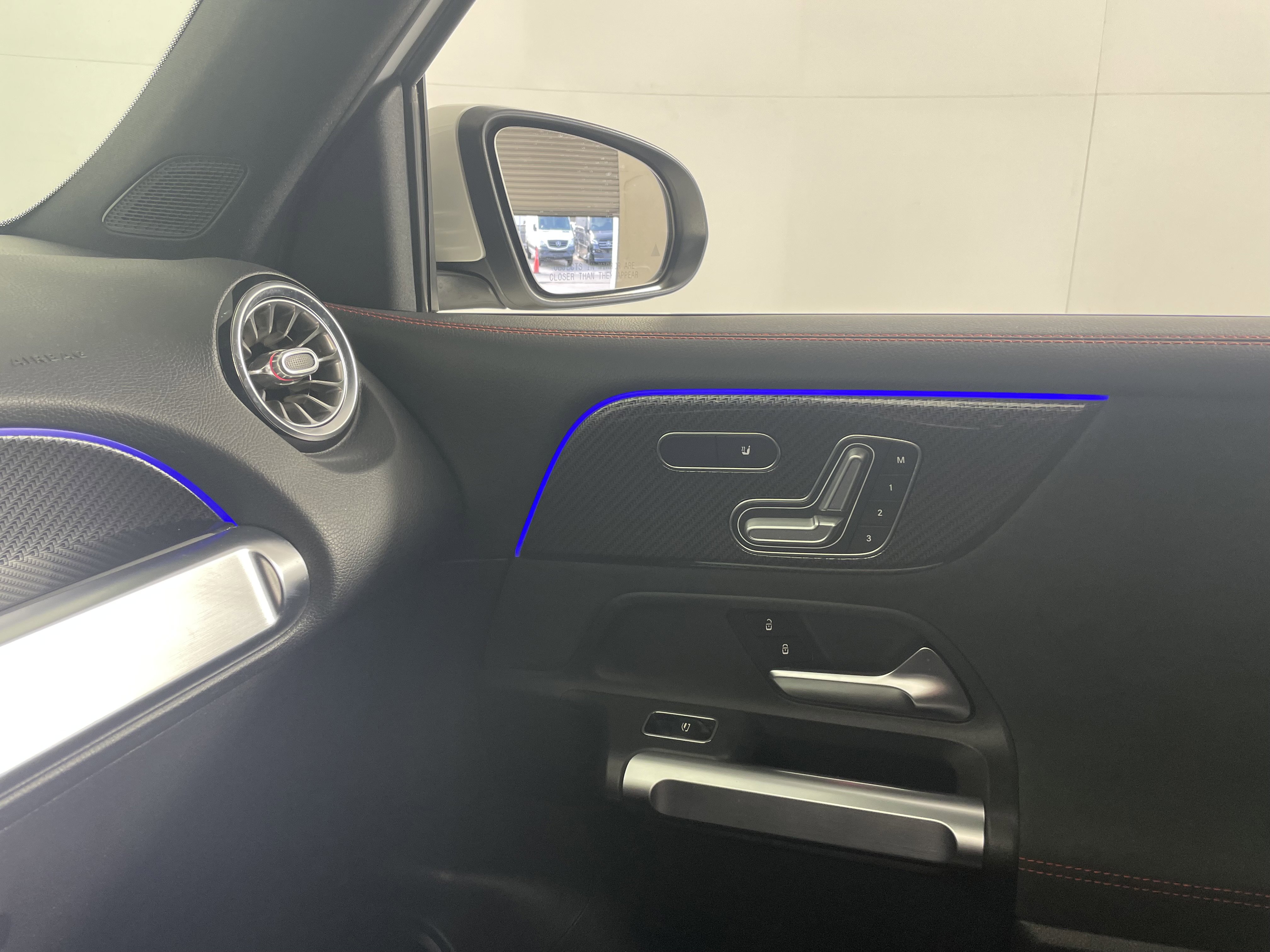 Certified 2021 Mercedes-Benz GLB 250 image 12