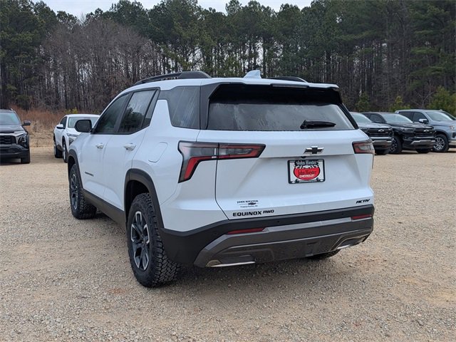 New 2026 Chevrolet Equinox ACTIV w/ Convenience Package III image 4