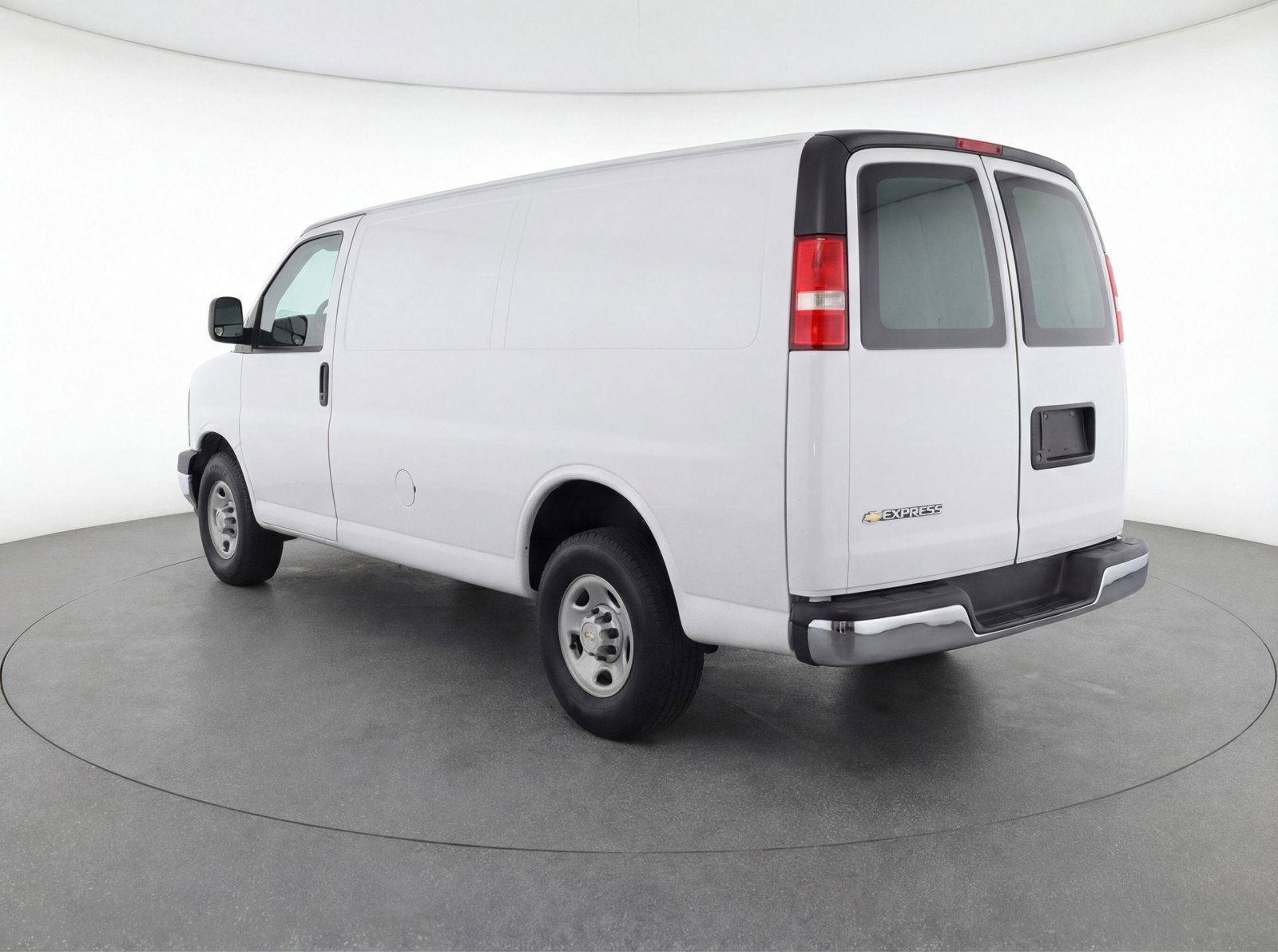 Used 2025 Chevrolet Express 3500 LT w/ LT Preferred Equipment Group image 6