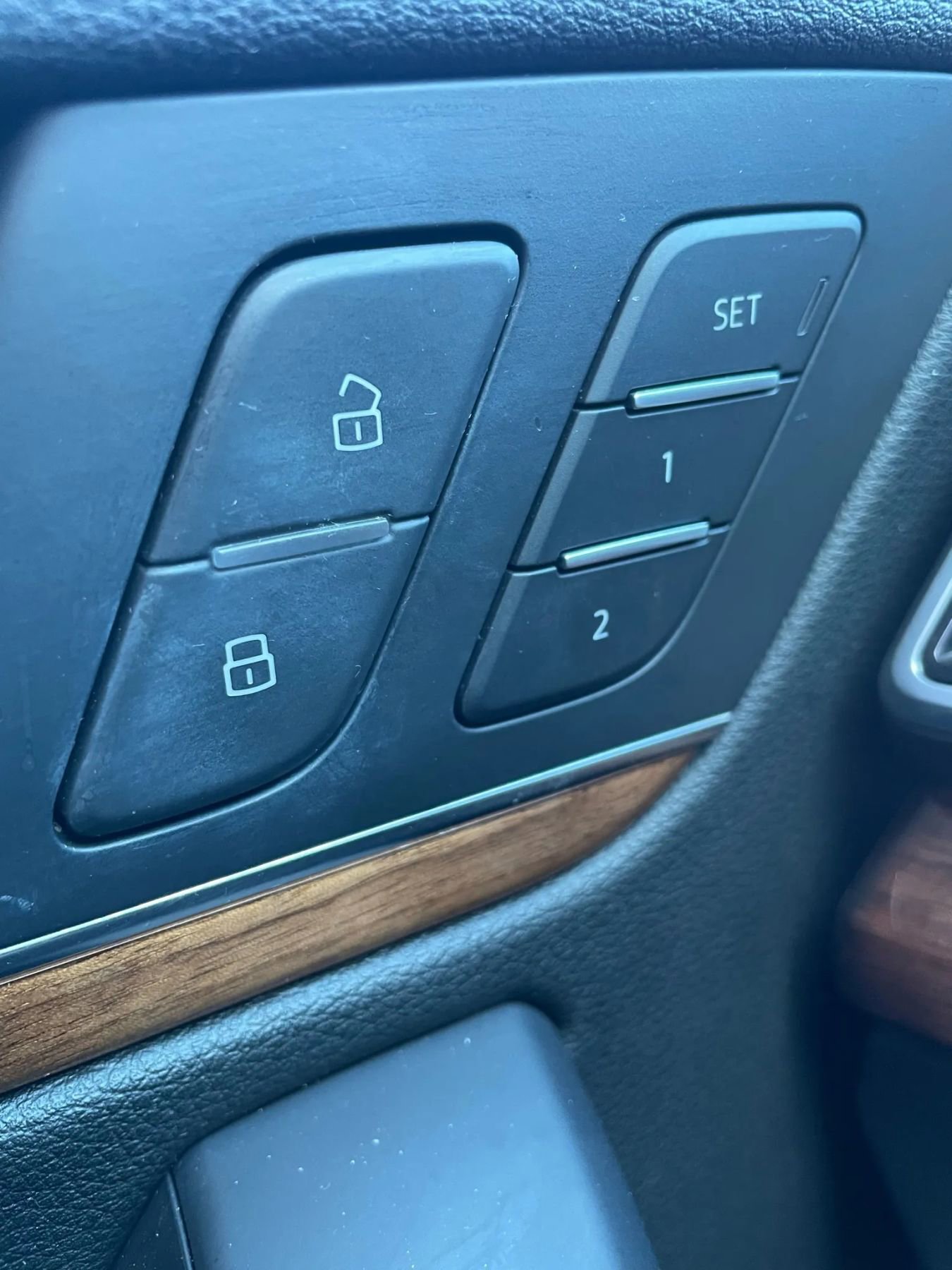 Used 2021 Audi Q5 2.0T Premium w/ Convenience Package image 12