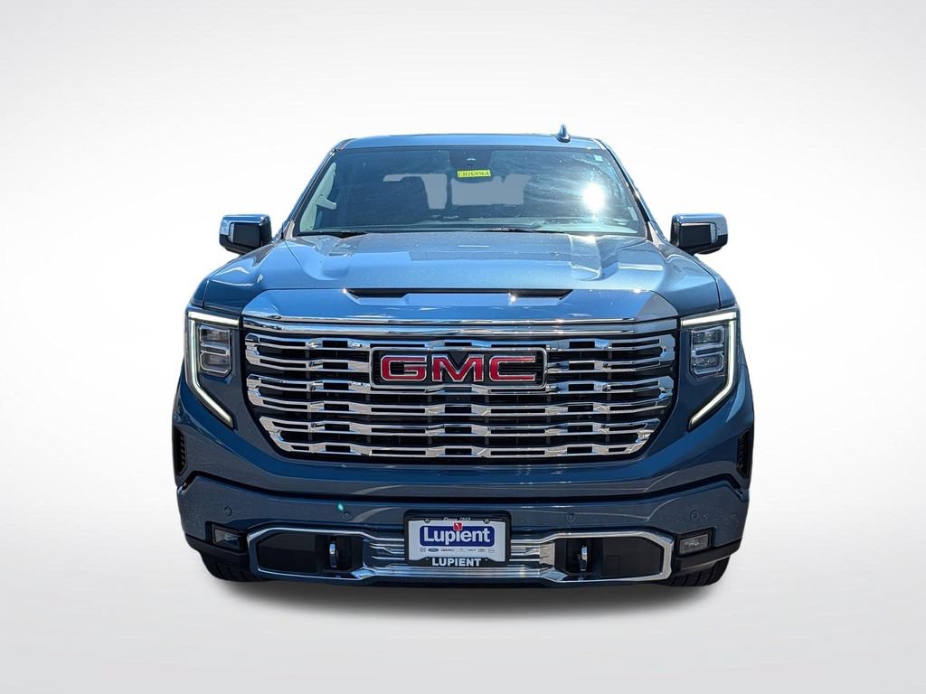 Used 2025 GMC Sierra 1500 Denali w/ Denali Reserve Package AWD/4WD image 11