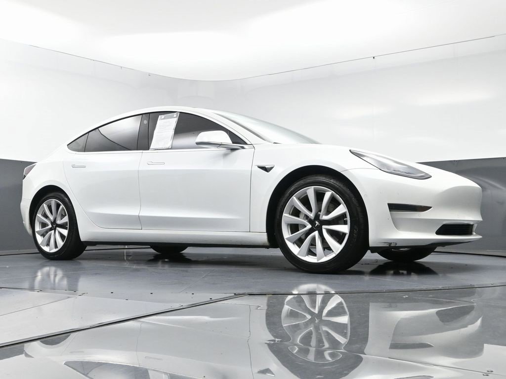 Used 2019 Tesla Model 3 Standard Range Plus image 51