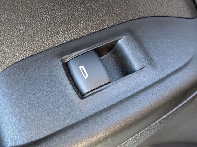 Used 2024 Chevrolet TrailBlazer LT image 28