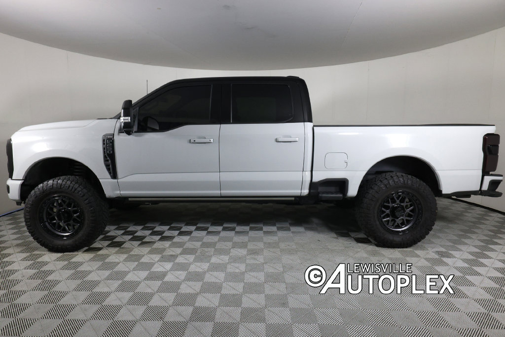 Used 2025 Ford F250 Platinum AWD/4WD image 9