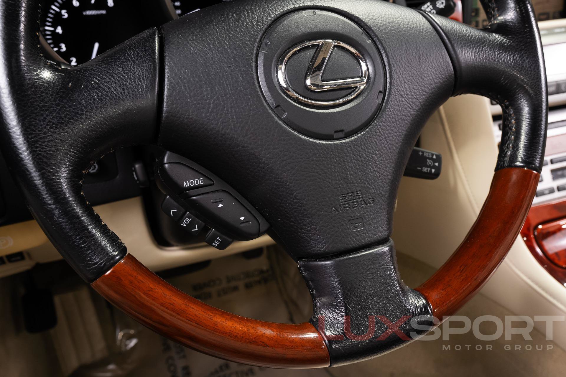 Used 2008 Lexus SC 430 Convertible RWD image 31