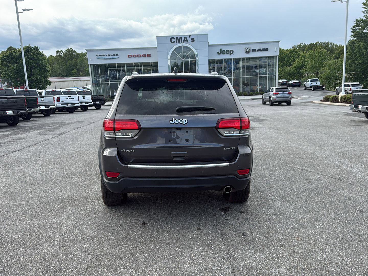 Used 2020 Jeep Grand Cherokee Limited AWD/4WD image 5