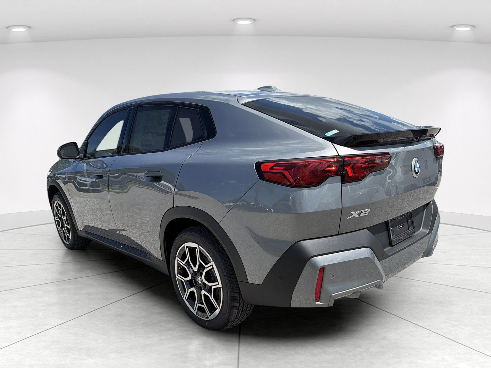 New 2026 BMW X2 xDrive28i w/ Convenience Package AWD/4WD image 6