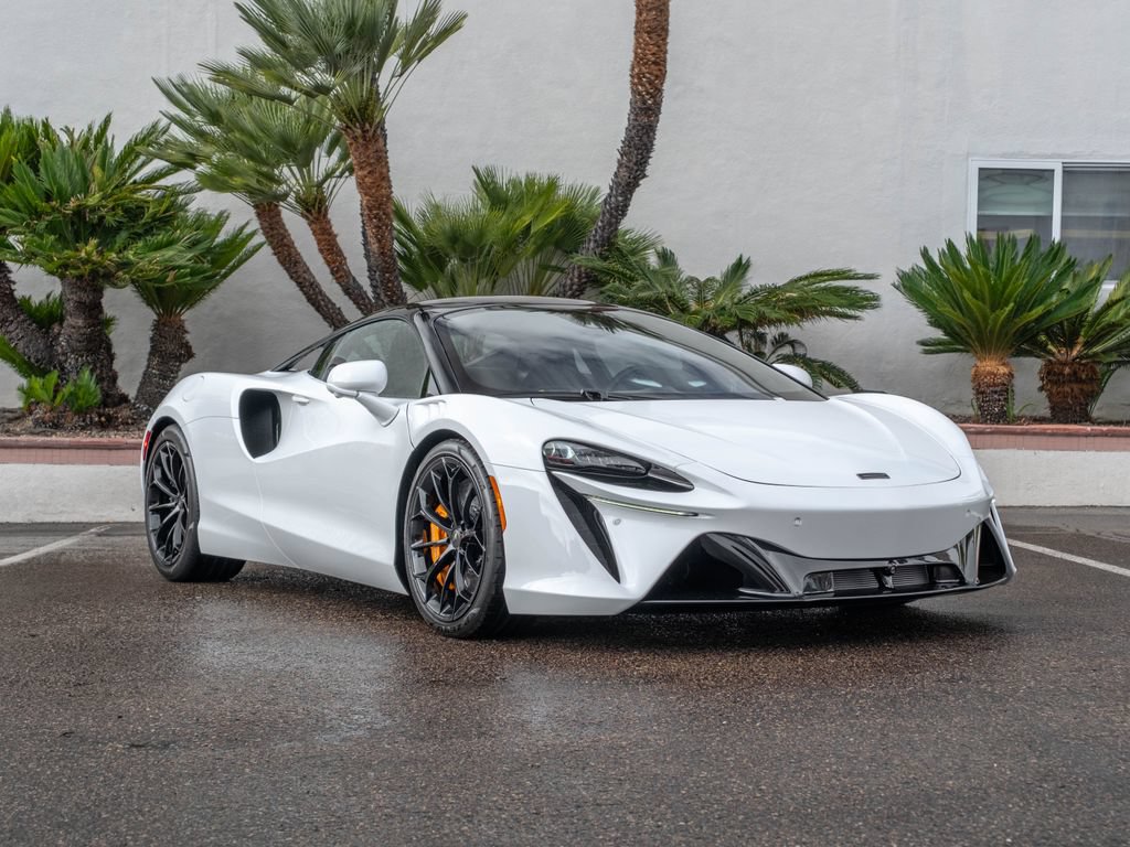 New 2026 McLaren Artura RWD image 29
