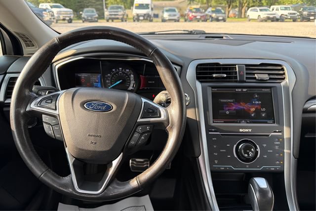Used 2014 Ford Fusion Titanium FWD image 11
