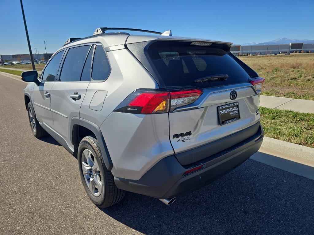 Used 2022 Toyota RAV4 XLE image 3