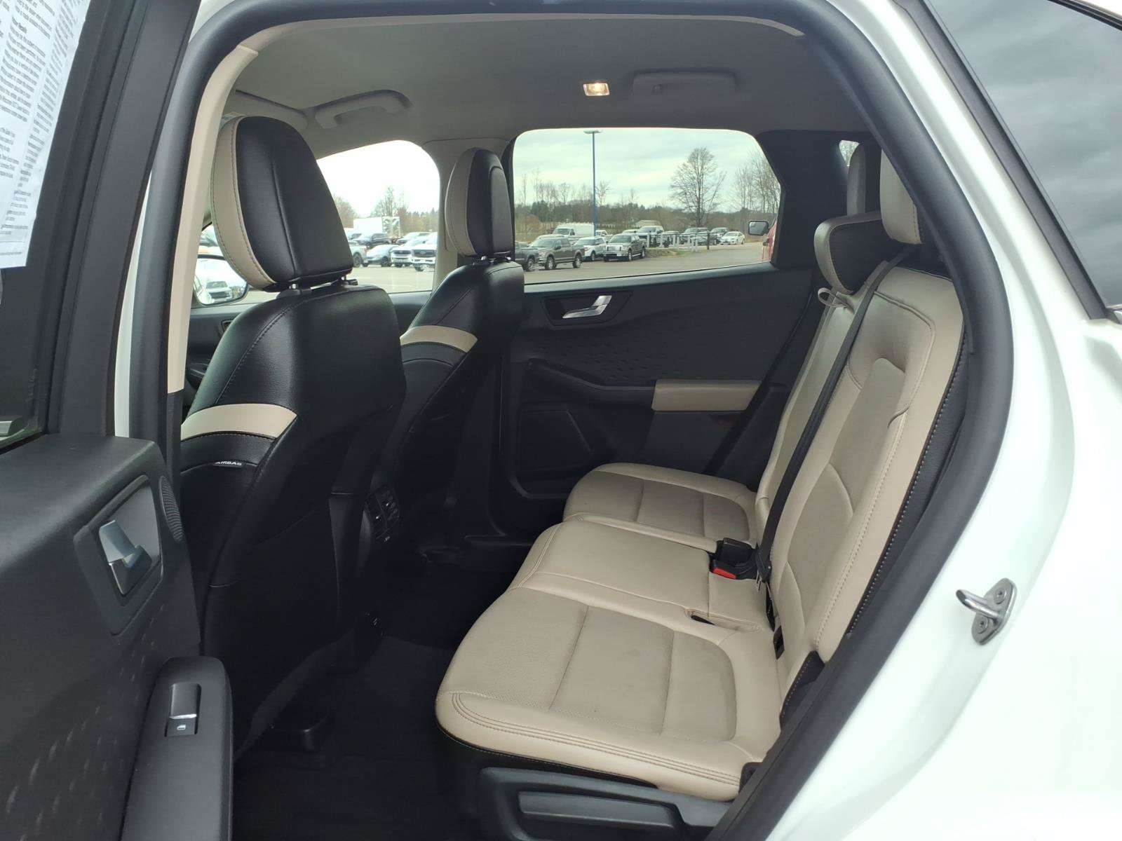 Used 2020 Ford Escape Titanium AWD/4WD image 11
