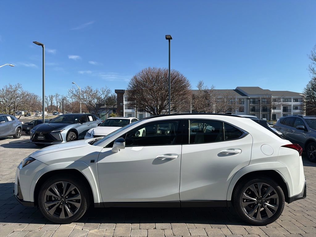 Used 2025 Lexus UX 300h AWD w/ Cold Area Package image 31