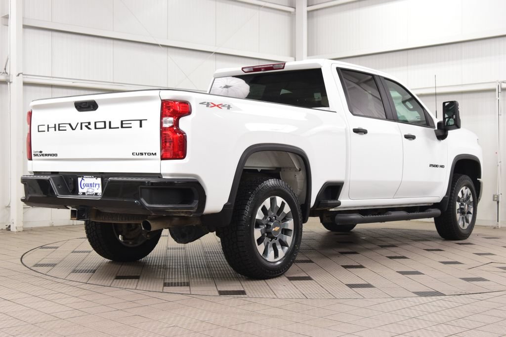Used 2023 Chevrolet Silverado 2500 Custom w/ Custom Value Package AWD/4WD image 8