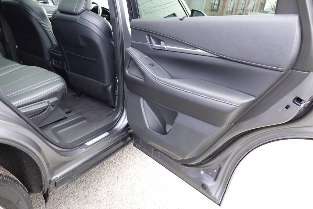 Used 2023 INFINITI QX60 Luxe image 31
