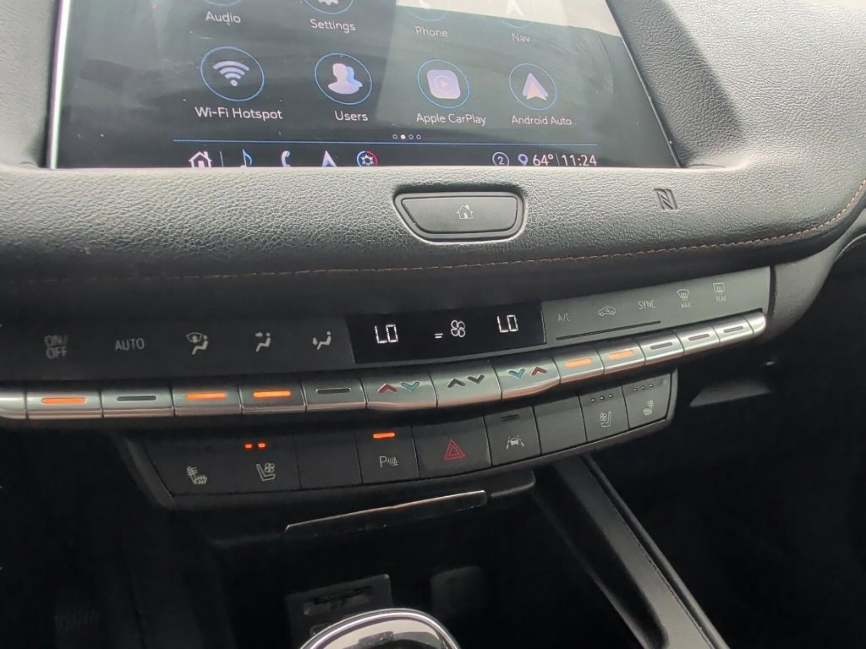 Used 2020 Cadillac XT4 Premium Luxury image 24