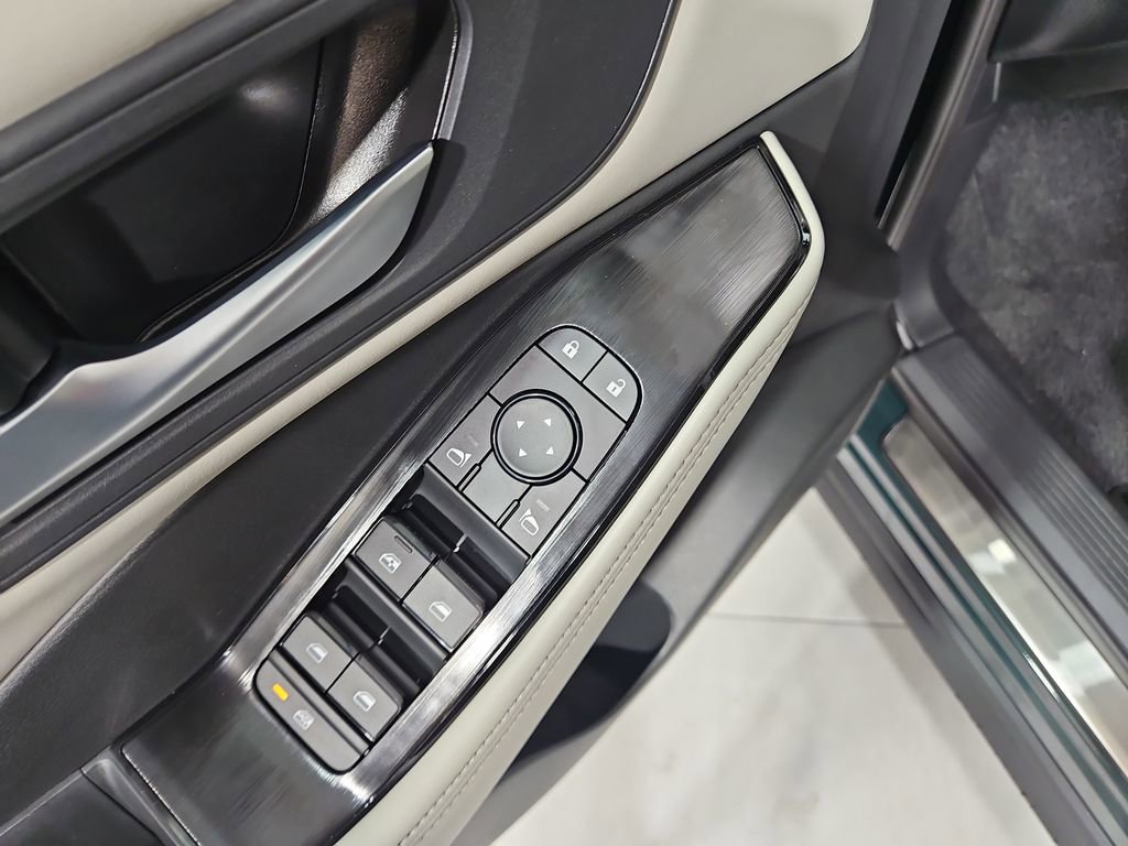 New 2026 Nissan Rogue SV image 11