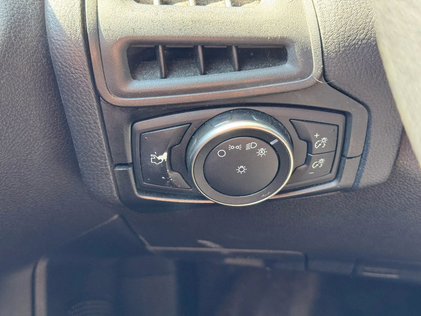 Used 2018 Ford Focus S FWD image 30