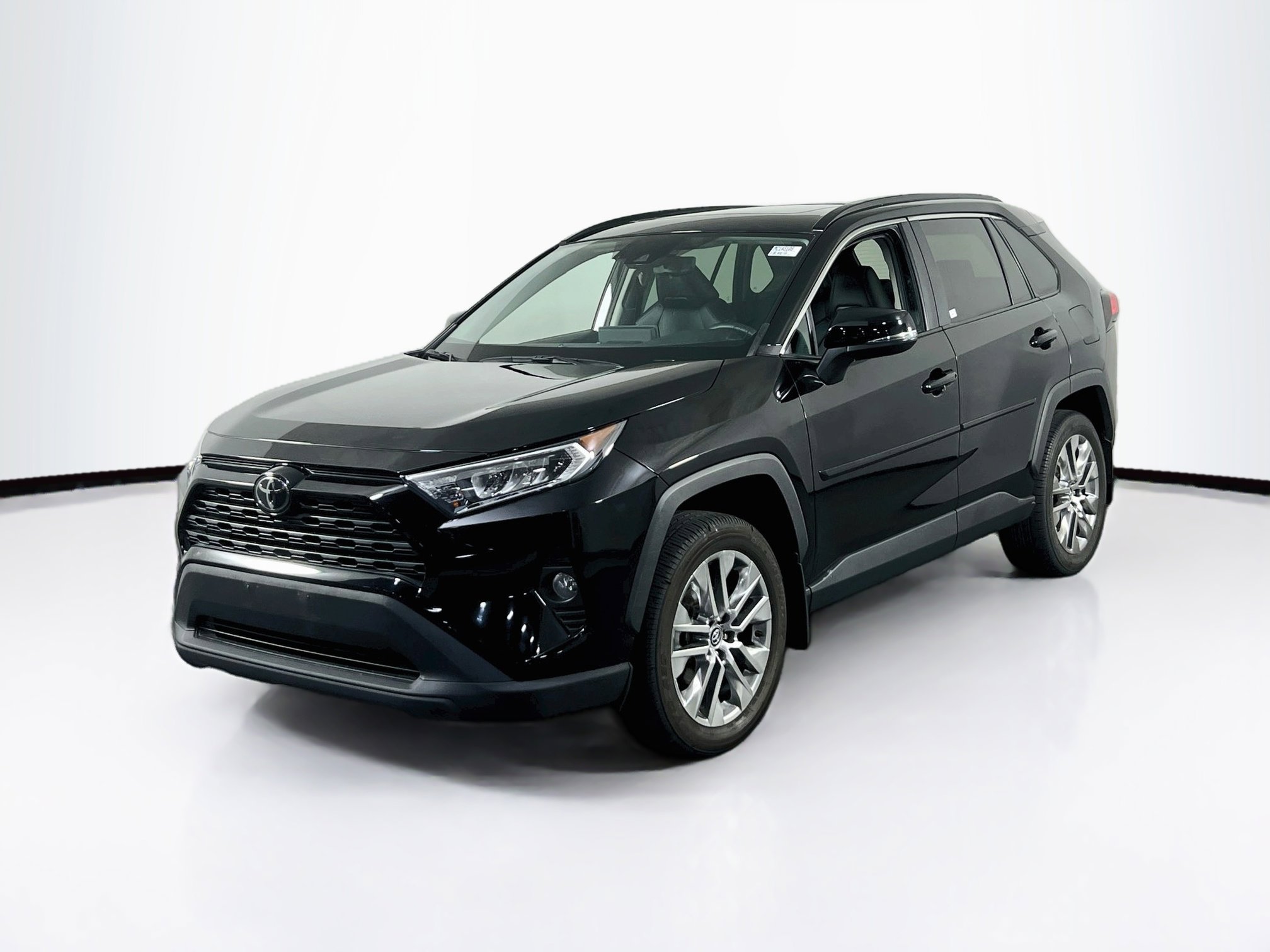 Used 2021 Toyota RAV4 XLE Premium AWD/4WD image 1