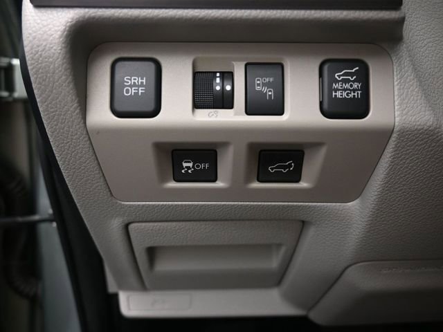 Used 2018 Subaru Forester 2.5i Limited AWD/4WD image 17