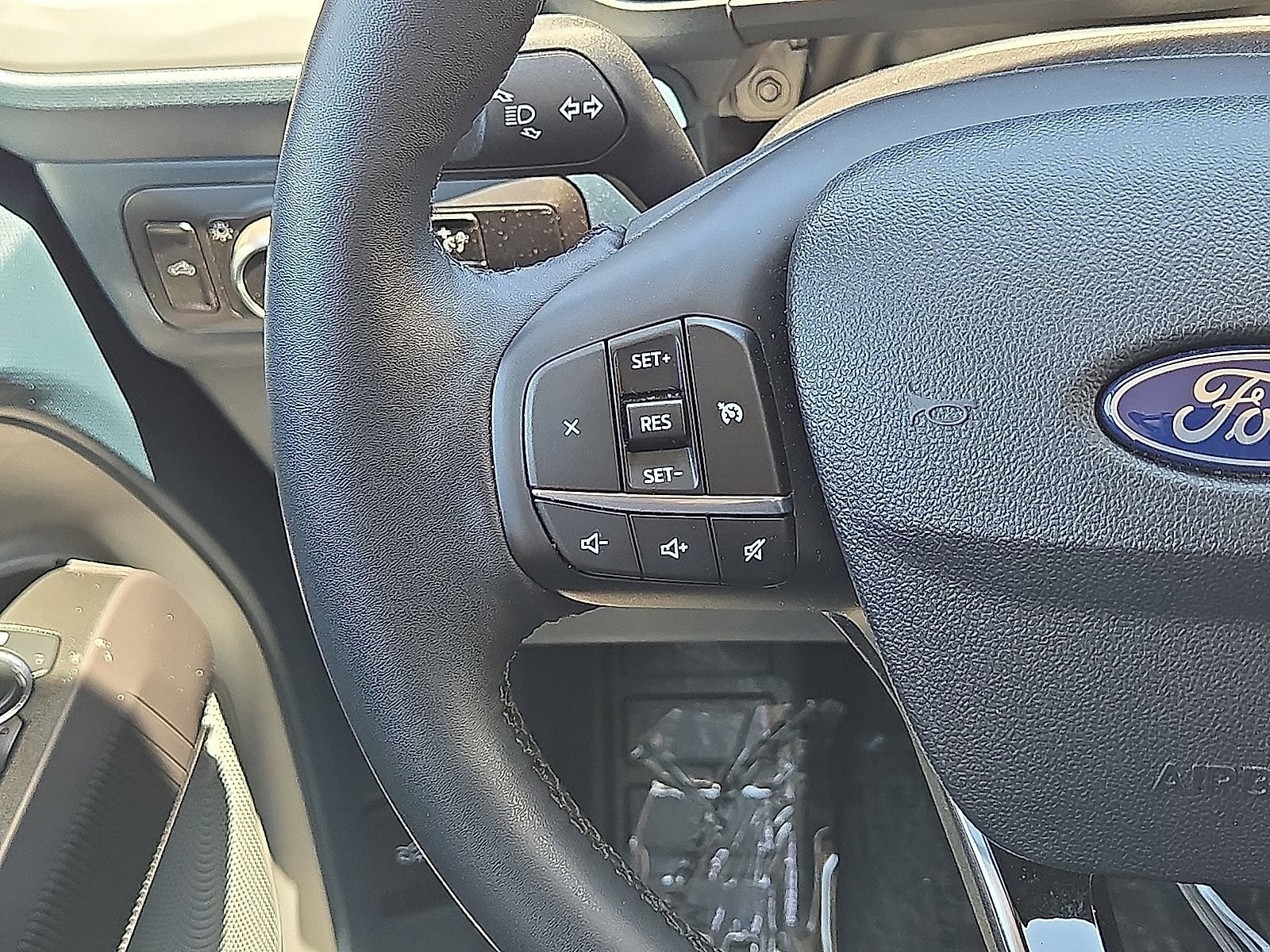 Used 2025 Ford Maverick XLT w/ XLT Luxury Package AWD/4WD image 18