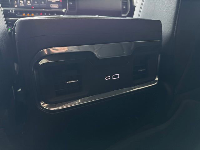 Certified 2024 GMC Sierra 1500 Elevation w/ Elevation Premium Package image 8