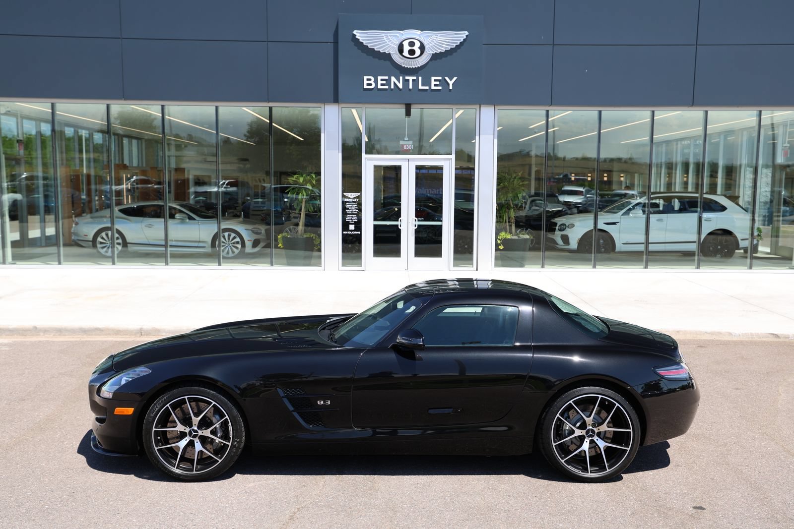 Used 2015 Mercedes-Benz SLS AMG GT Final Edition image 5
