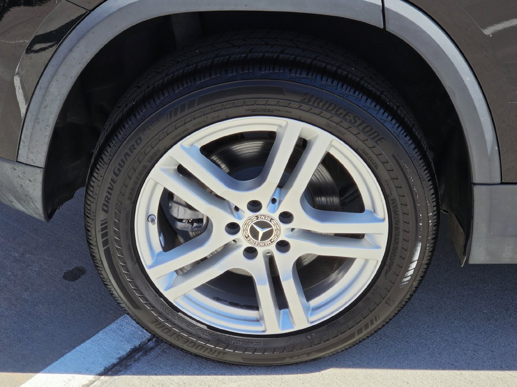 Used 2021 Mercedes-Benz GLA 250 w/ Premium Package image 9