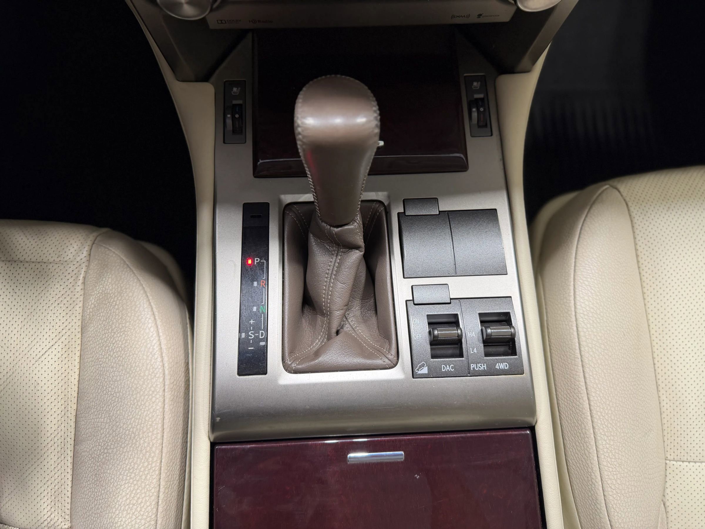 Used 2017 Lexus GX 460 Premium w/ Premium Package AWD/4WD image 18