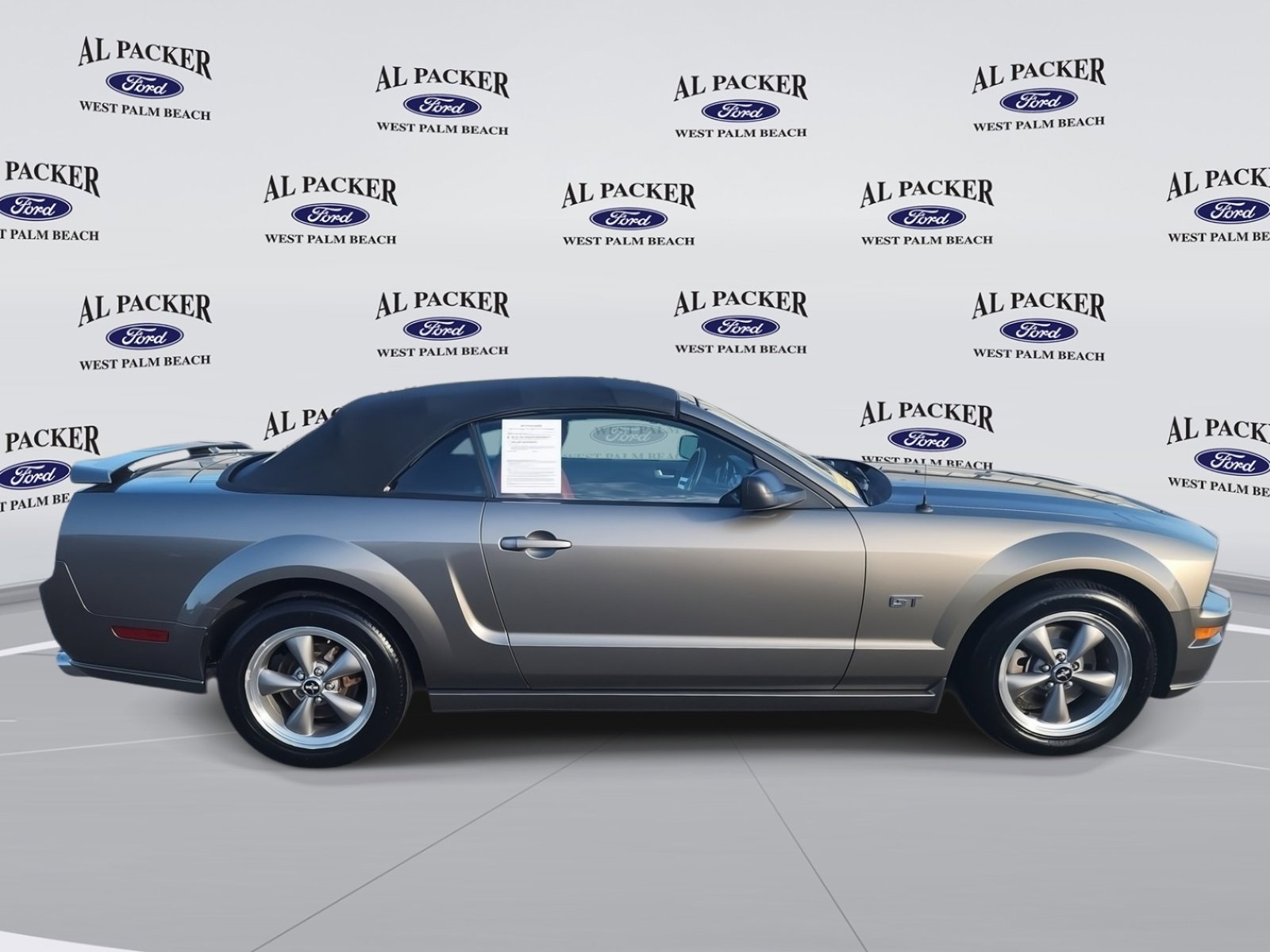 Used 2005 Ford Mustang GT image 6