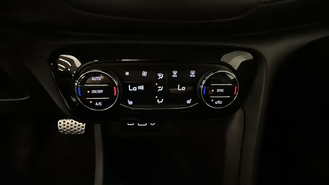 Used 2023 Buick Encore GX Select w/ Sport Touring Package AWD/4WD image 22