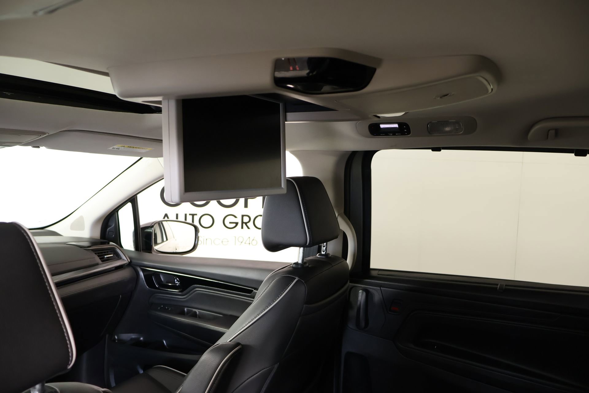 Used 2025 Honda Odyssey Elite image 16